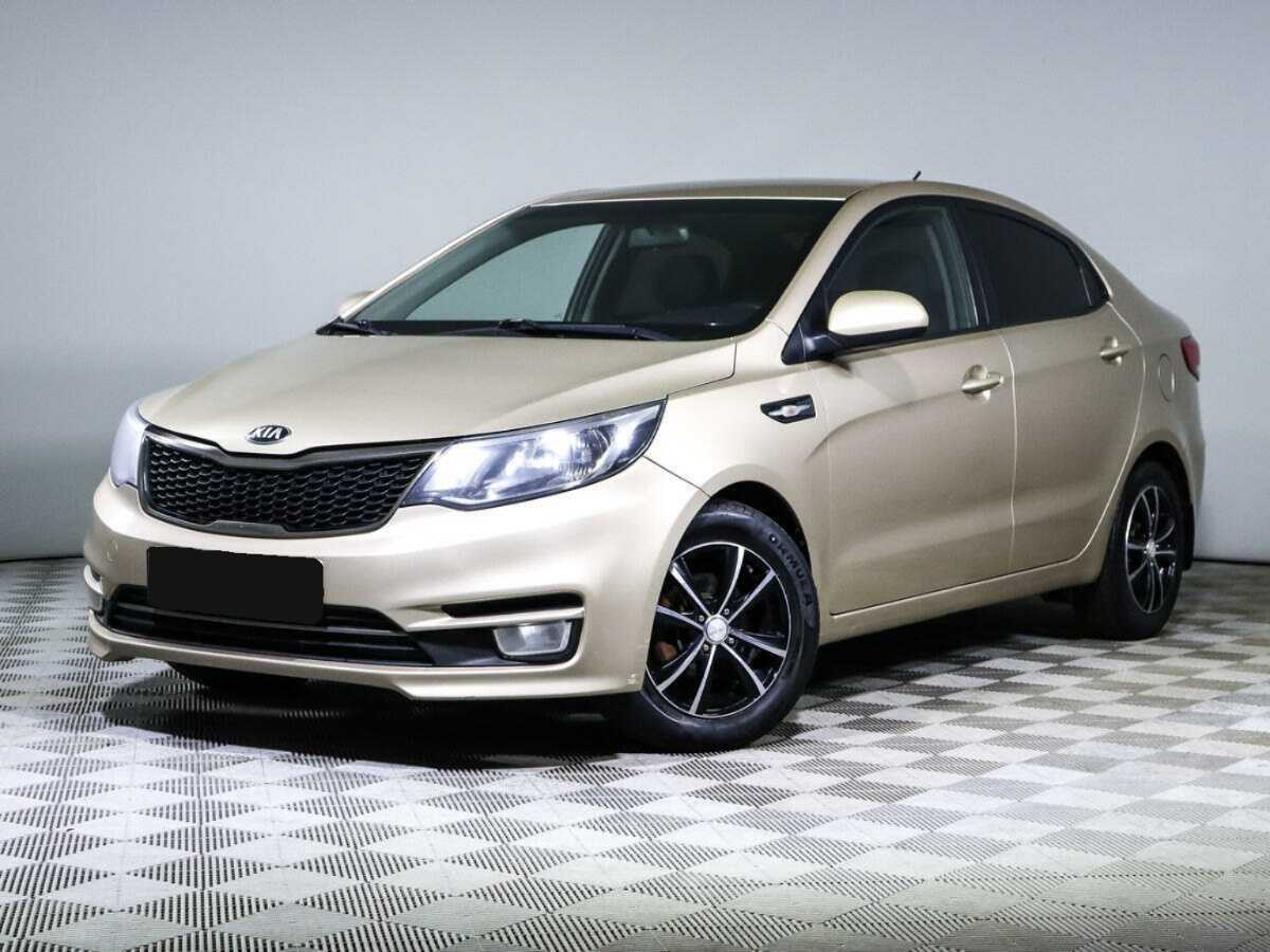 Kia Rio с пробегом — 2015 год. Фото: #0