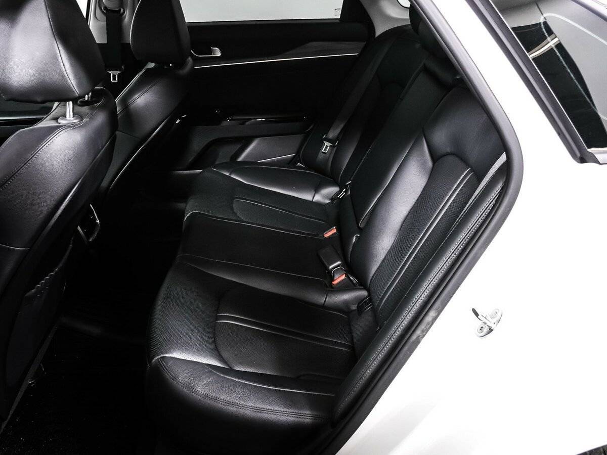 Kia K5 с пробегом — 2020 год. Фото: #11