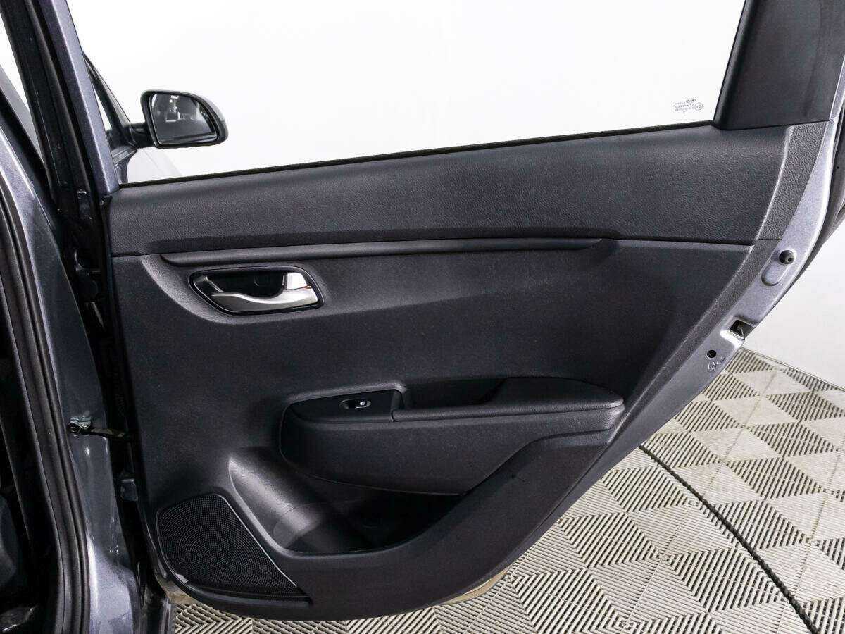 Kia Rio с пробегом — 2021 год. Фото: #23