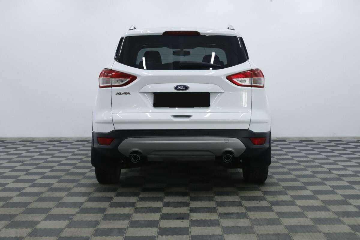 Ford Kuga с пробегом — 2016 год. Фото: #5