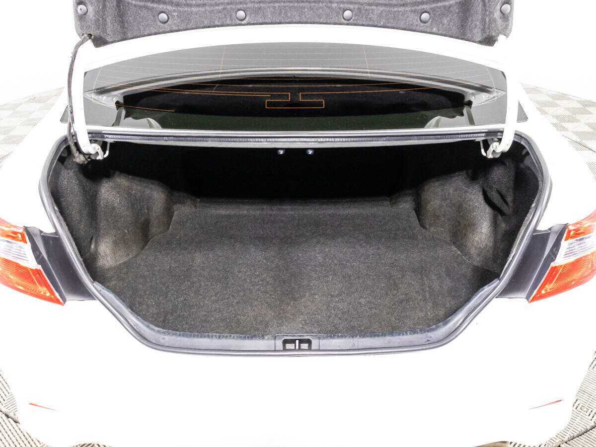 Toyota Camry с пробегом — 2012 год. Фото: #14