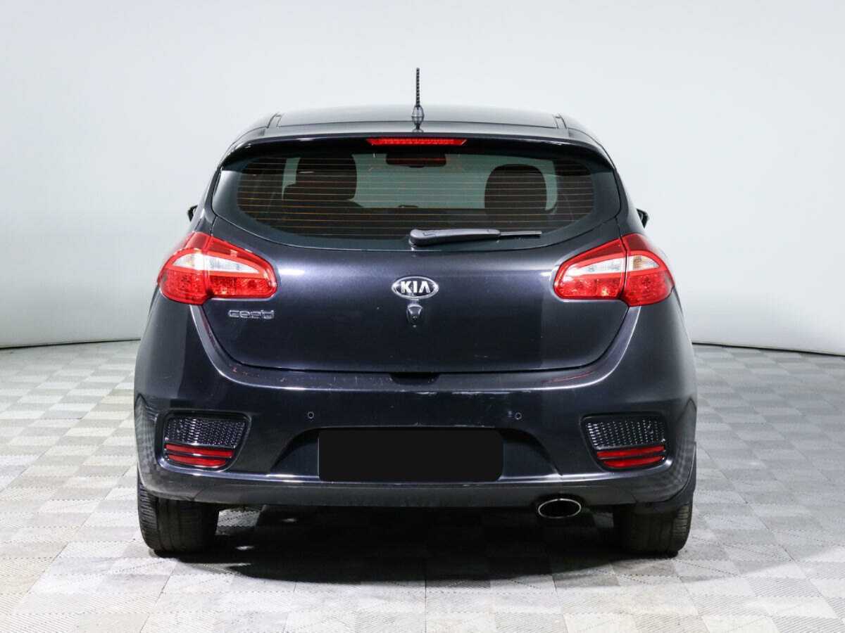 Kia Ceed с пробегом — 2015 год. Фото: #5
