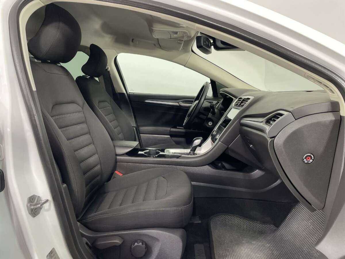Ford Mondeo с пробегом — 2015 год. Фото: #13