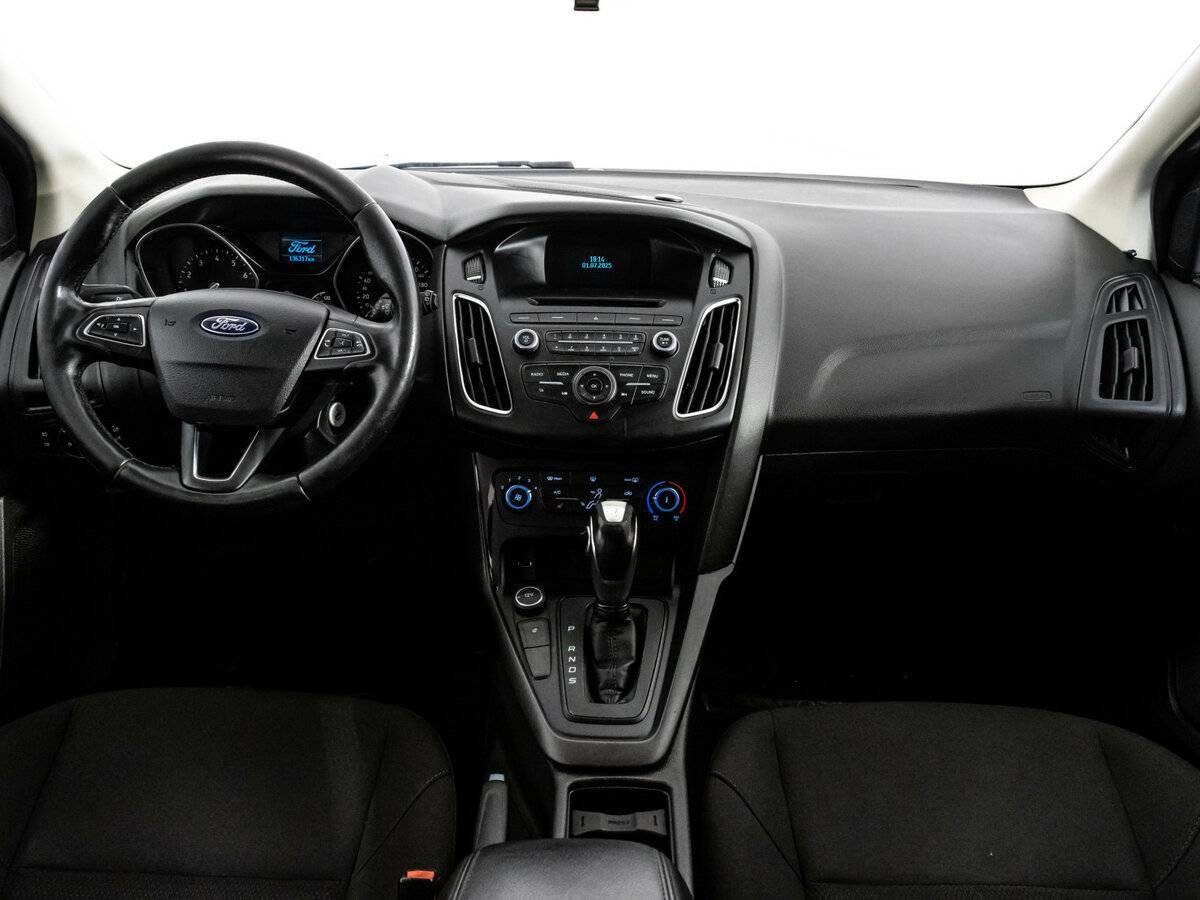Ford Focus с пробегом — 2015 год. Фото: #7
