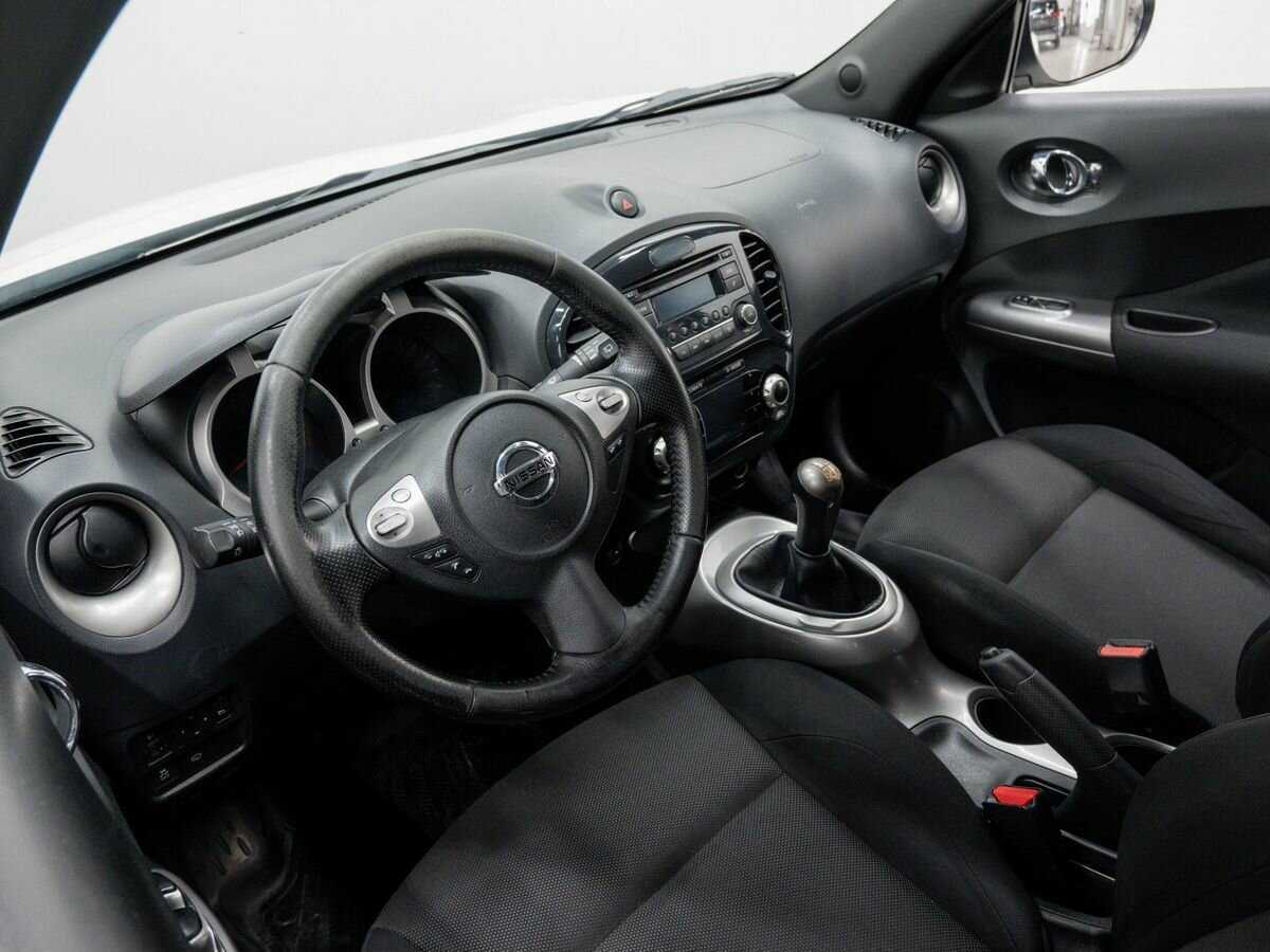 Nissan Juke с пробегом — 2012 год. Фото: #13