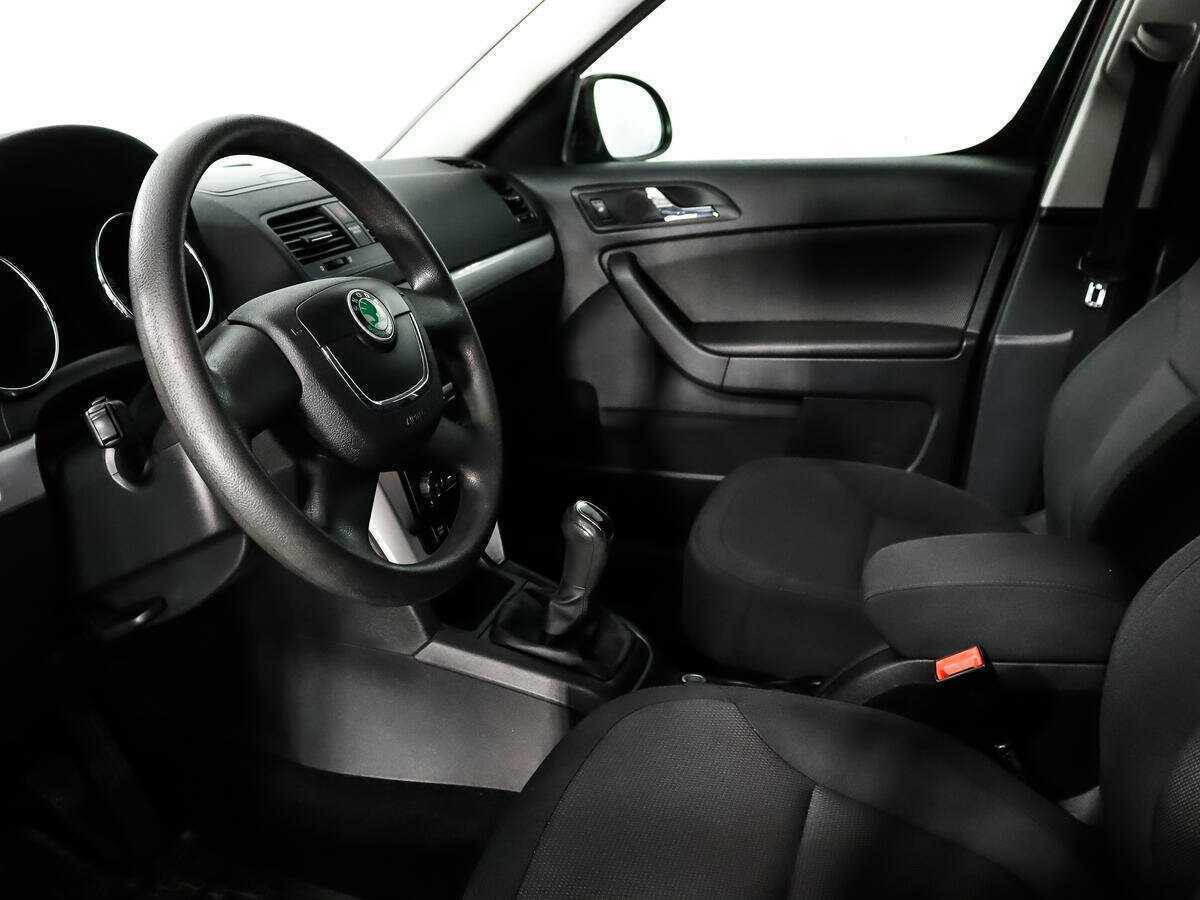 Skoda Yeti с пробегом — 2012 год. Фото: #8