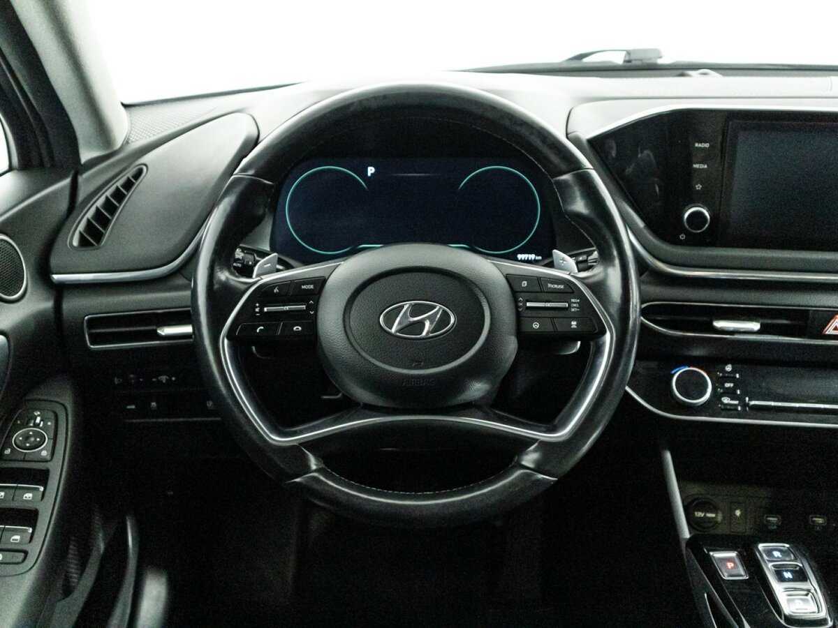 Hyundai Sonata с пробегом — 2020 год. Фото: #19