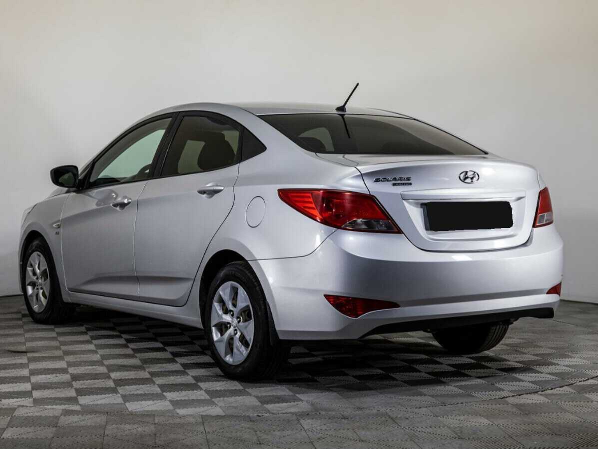 Hyundai Solaris с пробегом — 2016 год. Фото: #6