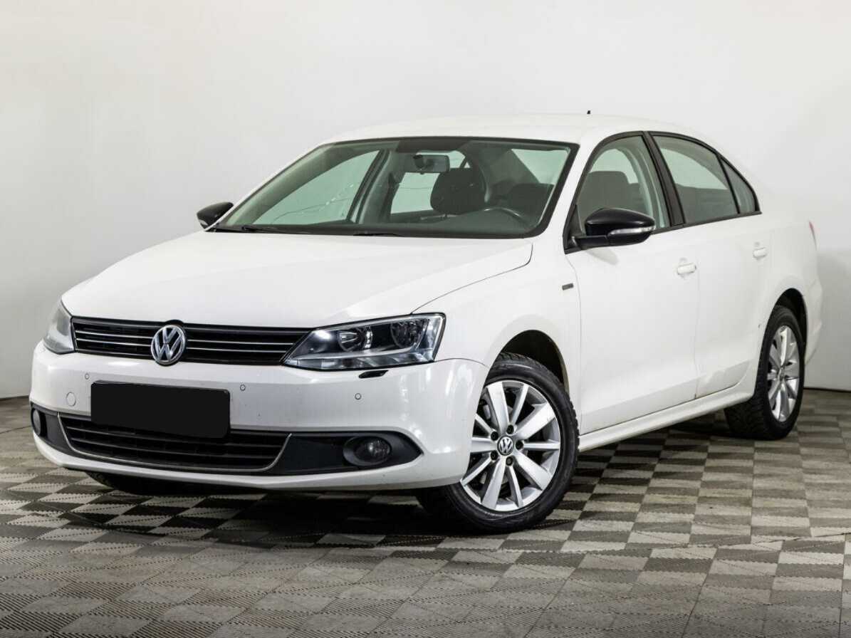 Volkswagen Jetta с пробегом — 2013 год. Фото: #0