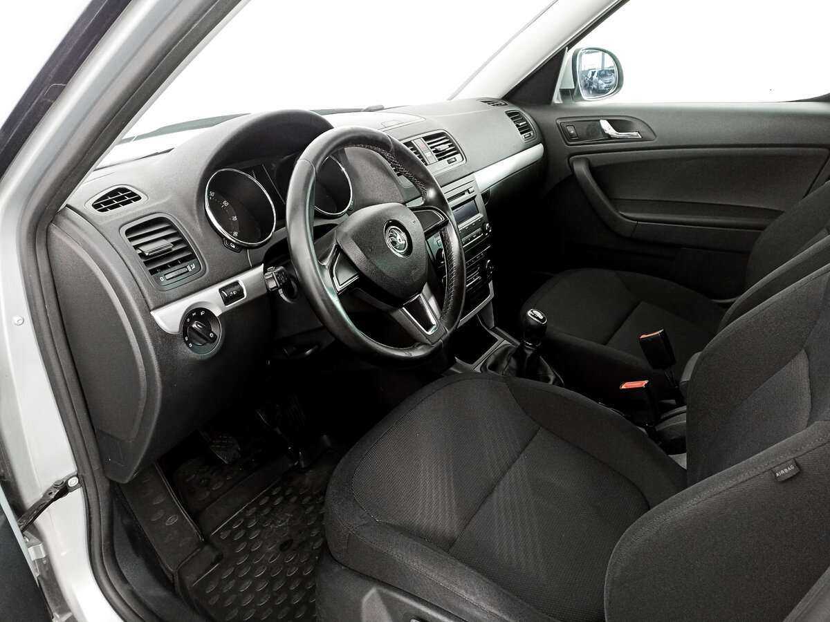 Skoda Yeti с пробегом — 2014 год. Фото: #13