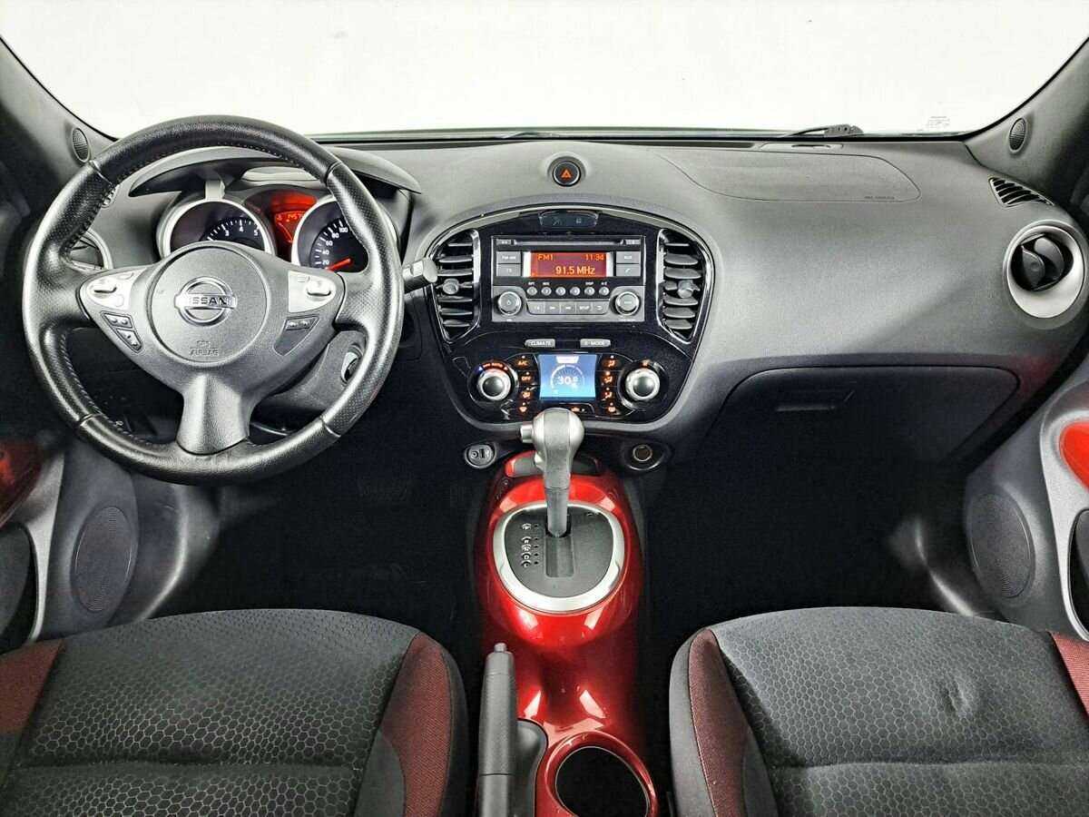 Nissan Juke с пробегом — 2013 год. Фото: #11
