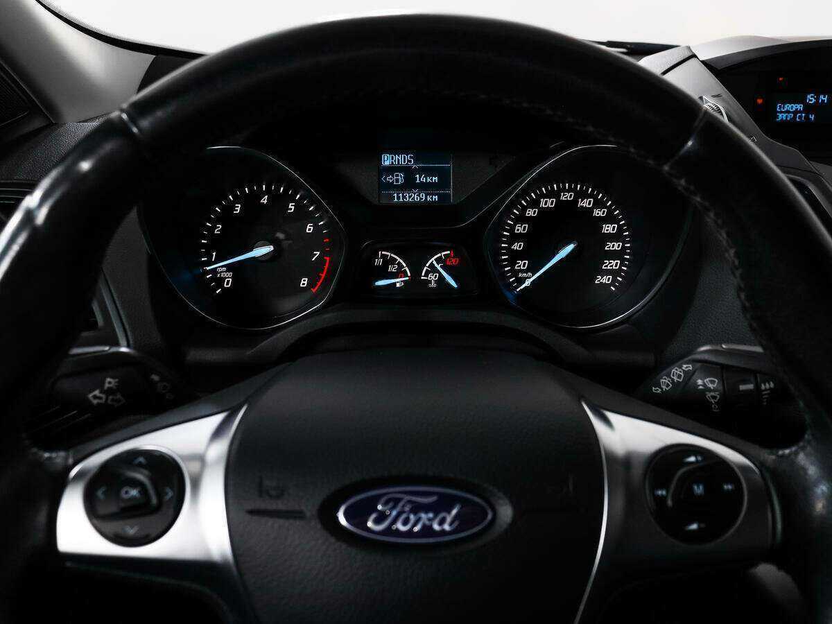 Ford Kuga с пробегом — 2016 год. Фото: #16