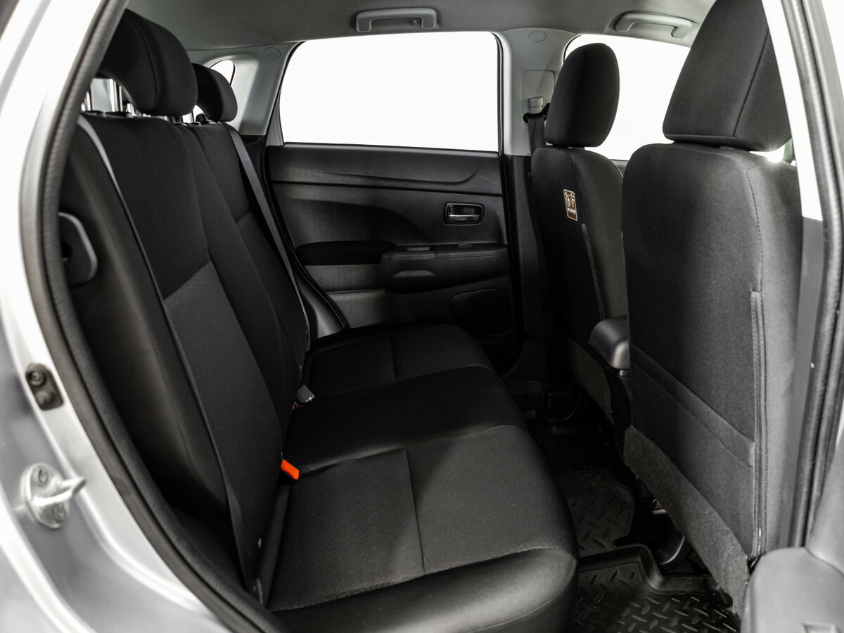 Mitsubishi ASX с пробегом — 2013 год. Фото: #9