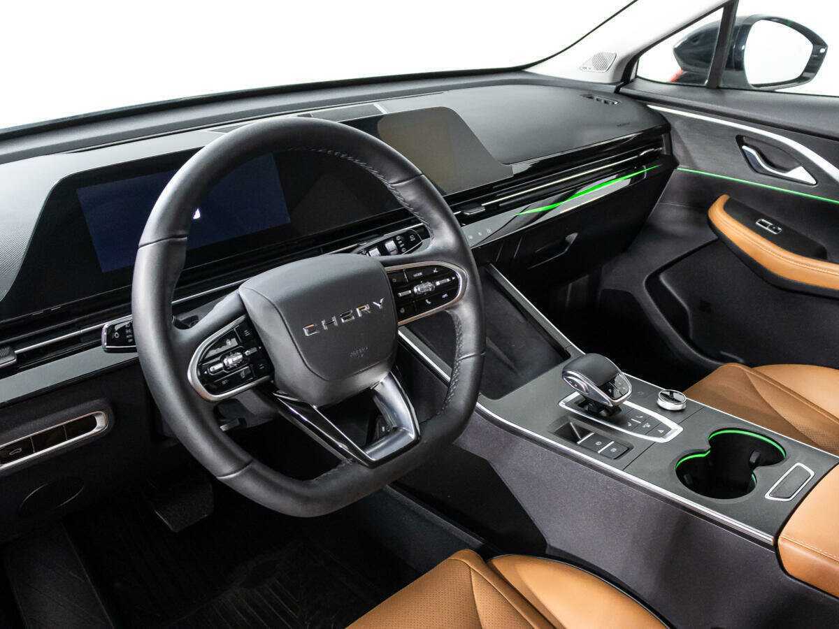 OMODA C5 с пробегом — 2022 год. Фото: #10