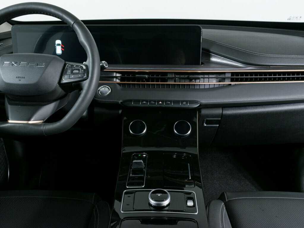 EXEED LX с пробегом — 2023 год. Фото: #9