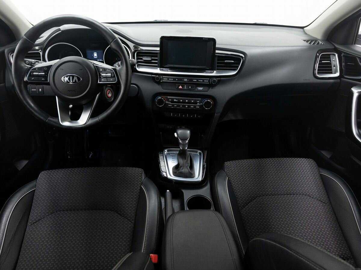 Kia Ceed с пробегом — 2018 год. Фото: #13