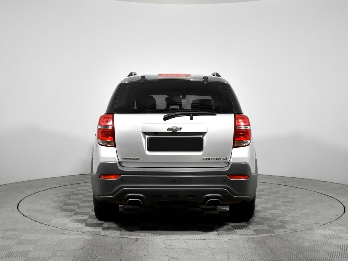 Chevrolet Captiva с пробегом — 2013 год. Фото: #3
