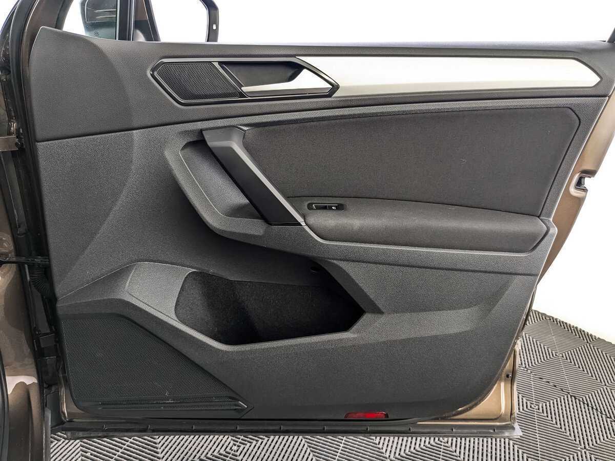 Volkswagen Tiguan с пробегом — 2017 год. Фото: #20