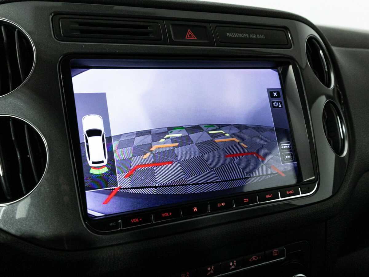 Volkswagen Tiguan с пробегом — 2015 год. Фото: #14