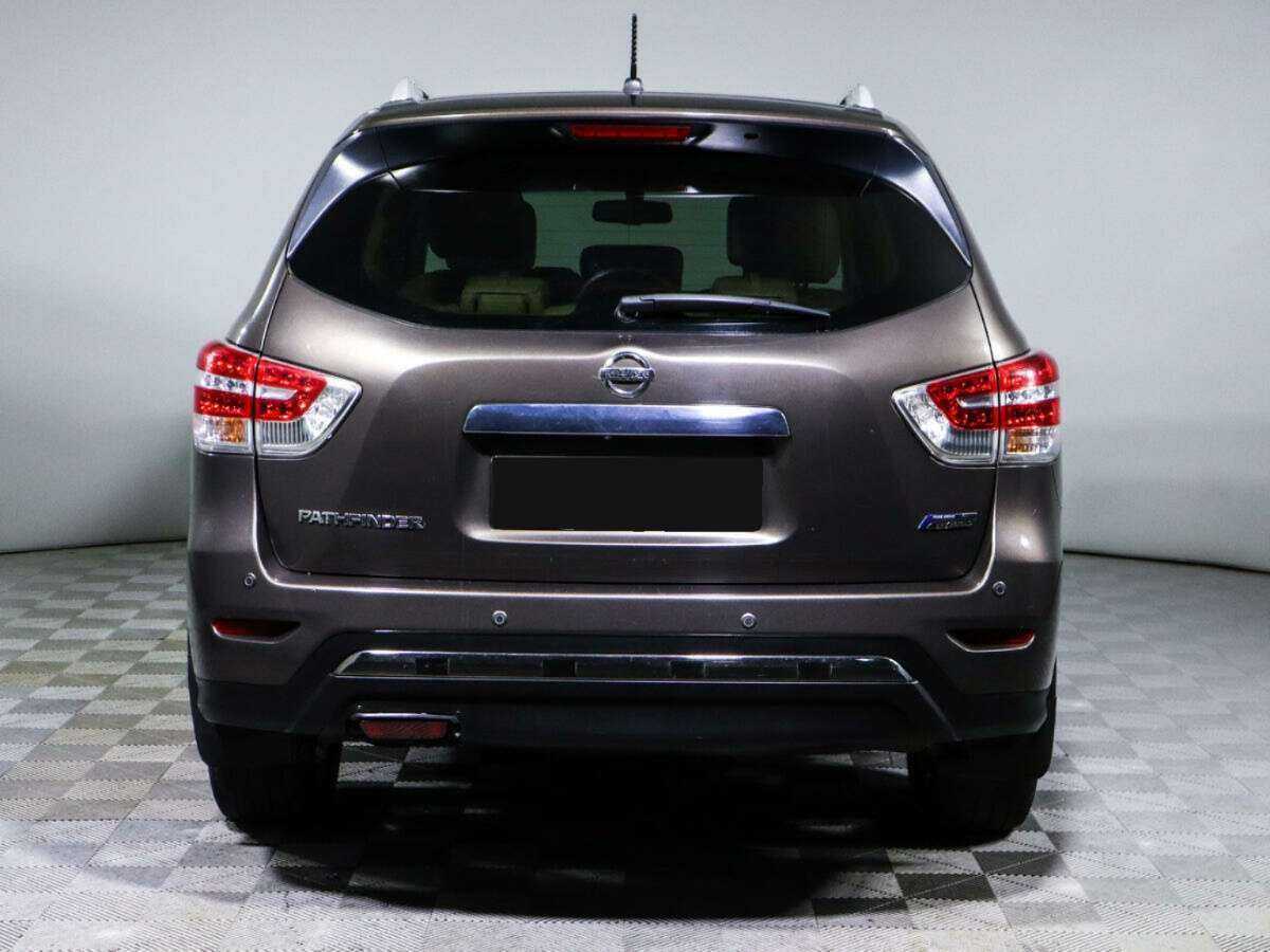 Nissan Pathfinder с пробегом — 2014 год. Фото: #4