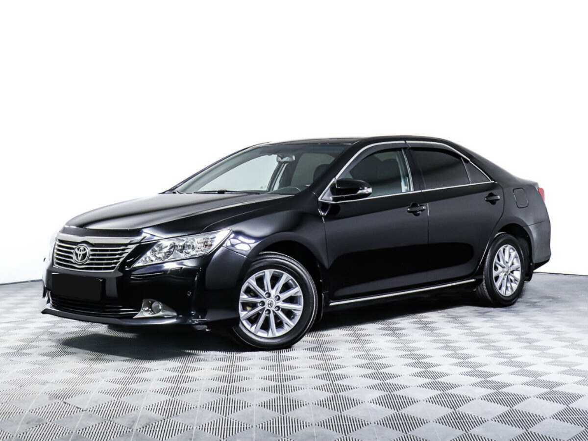 Toyota Camry с пробегом — 2014 год. Фото: #0
