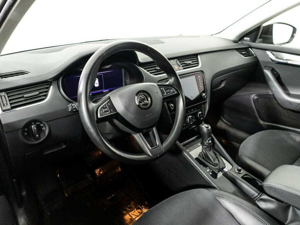 Skoda Octavia с пробегом — 2019 год. Фото: #10