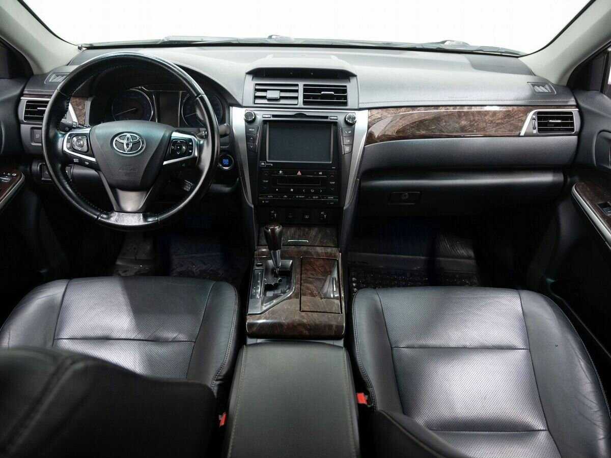 Toyota Camry с пробегом — 2014 год. Фото: #12