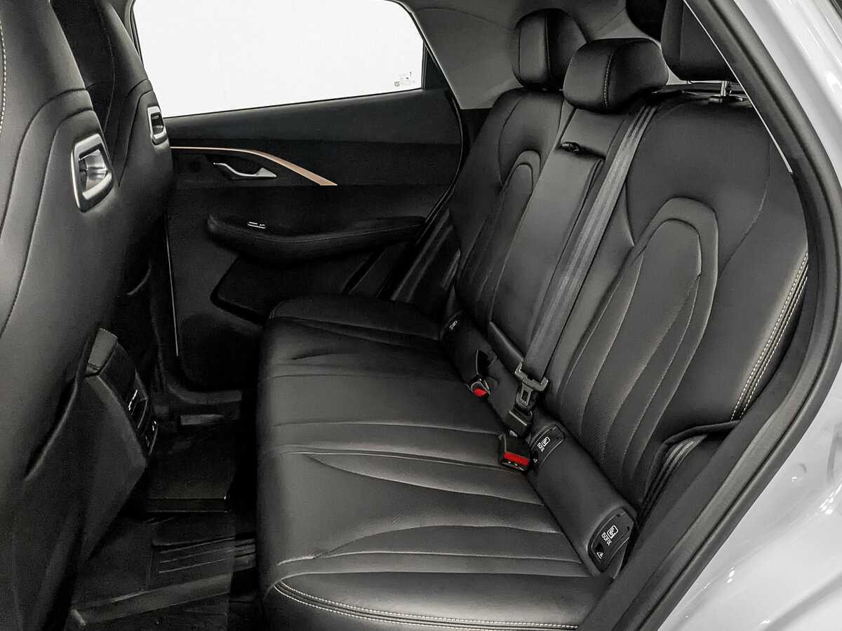 OMODA C5 с пробегом — 2023 год. Фото: #15