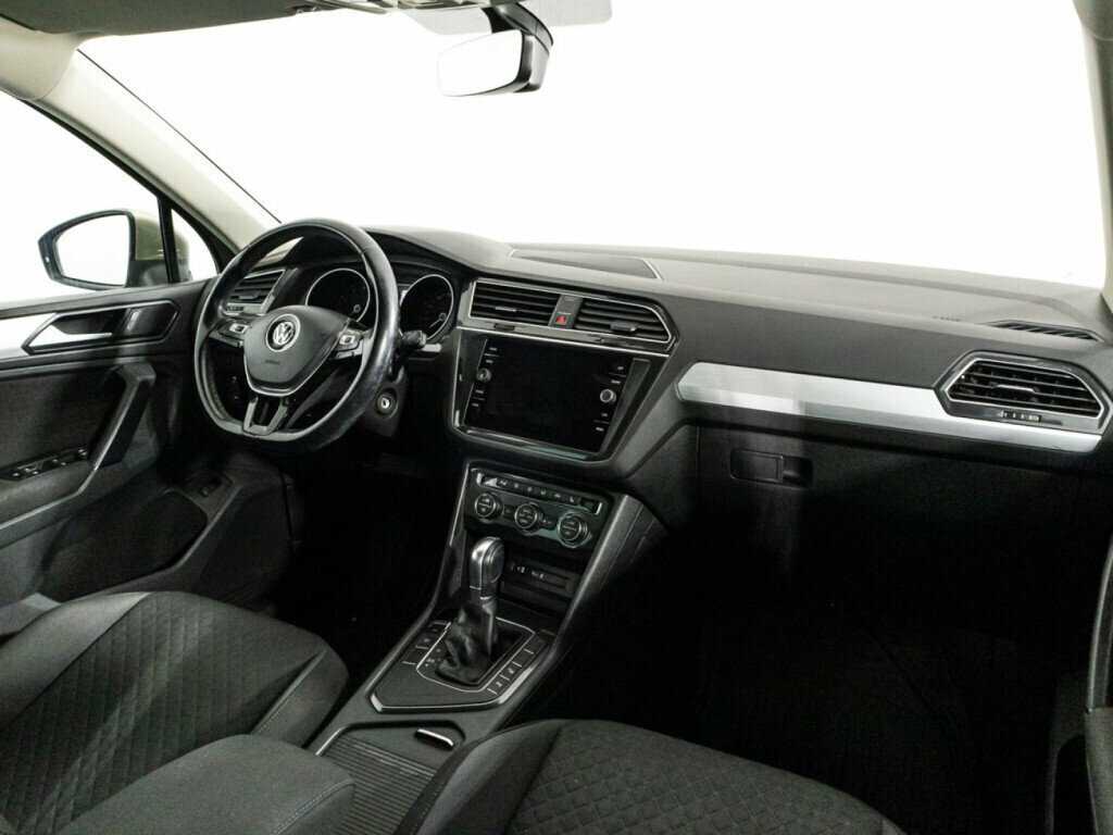 Volkswagen Tiguan с пробегом — 2017 год. Фото: #8