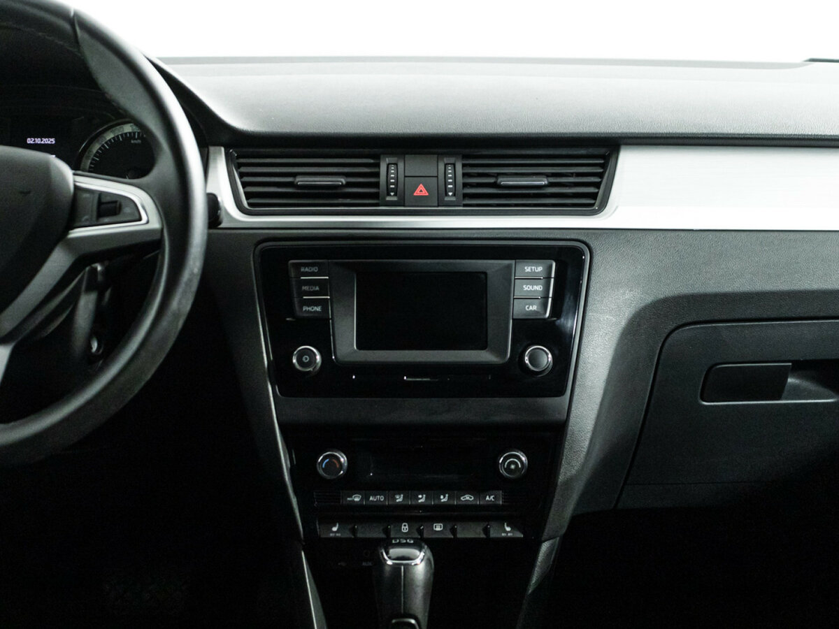 Skoda Rapid с пробегом — 2016 год. Фото: #13