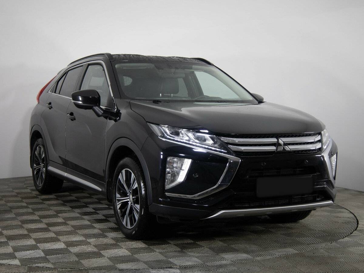 Mitsubishi Eclipse Cross с пробегом — 2019 год. Фото: #2