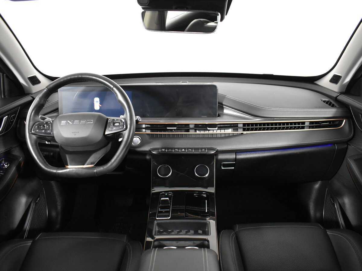 EXEED LX с пробегом — 2022 год. Фото: #12