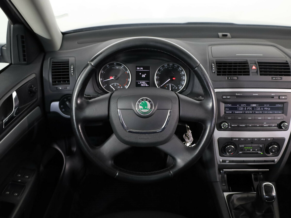 Skoda Octavia с пробегом — 2012 год. Фото: #7