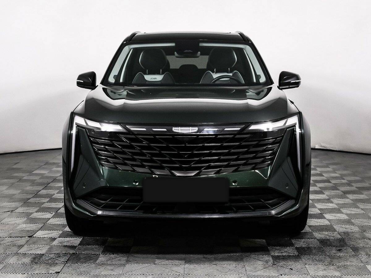 Geely Atlas с пробегом — 2023 год. Фото: #1