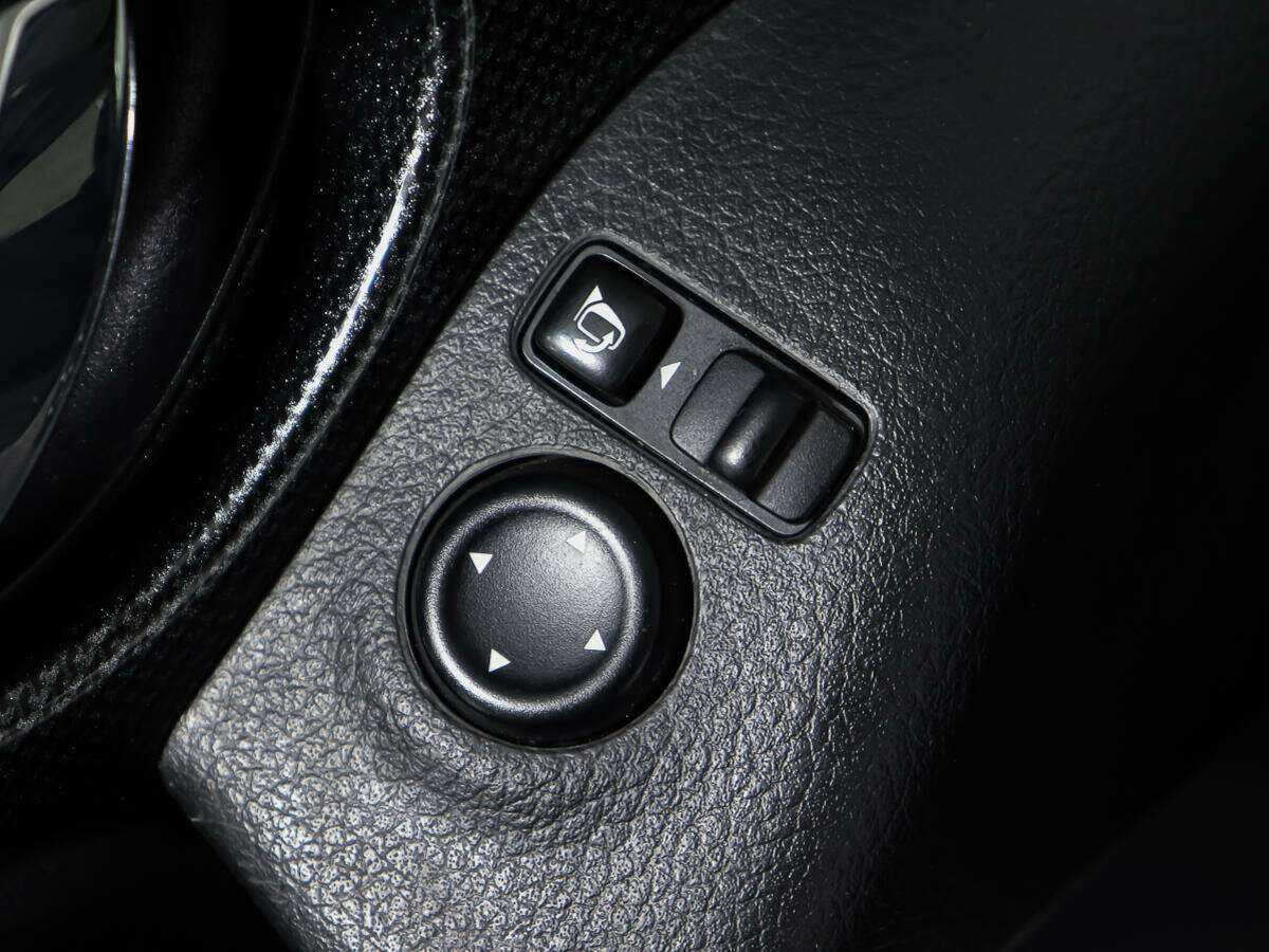 Nissan X-Trail с пробегом — 2015 год. Фото: #18