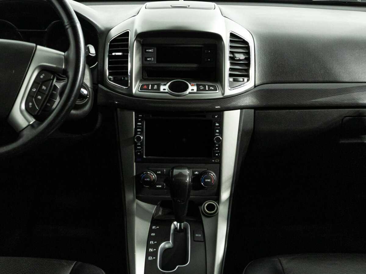 Chevrolet Captiva с пробегом — 2014 год. Фото: #12