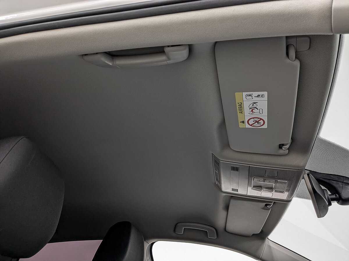 Volkswagen Jetta с пробегом — 2020 год. Фото: #22