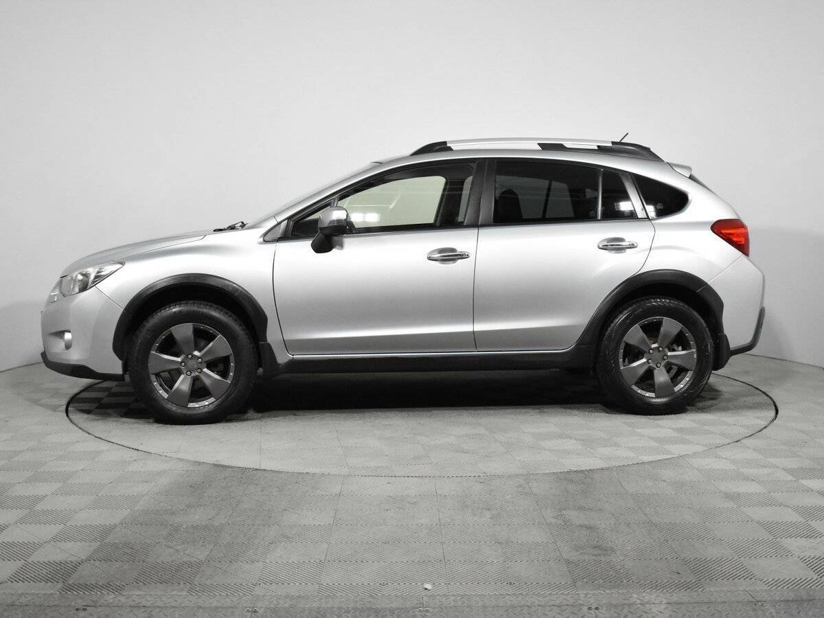 Subaru XV с пробегом — 2014 год. Фото: #3