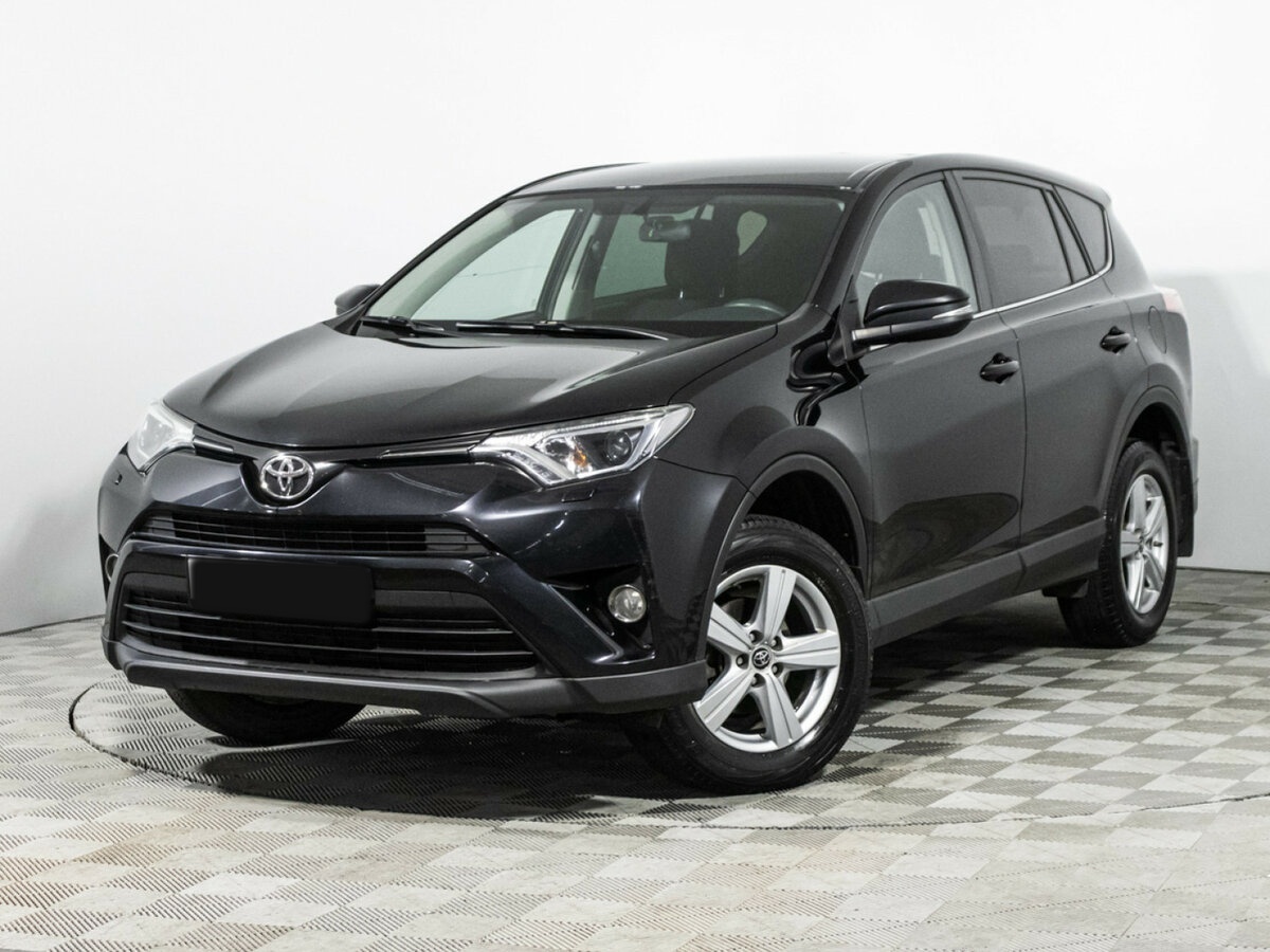 Toyota RAV4 с пробегом — 2017 год. Фото: #0