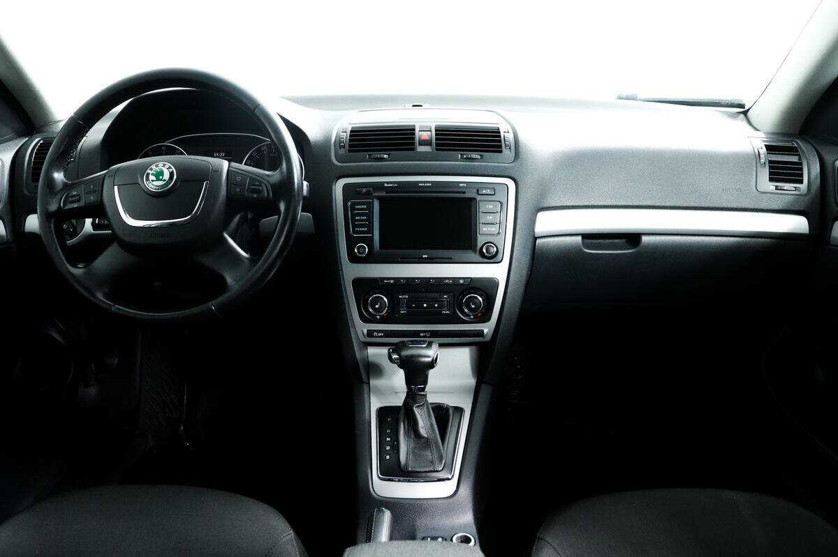 Skoda Octavia с пробегом — 2012 год. Фото: #9