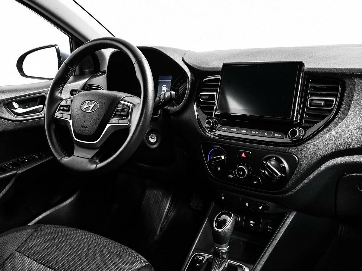 Hyundai Solaris с пробегом — 2021 год. Фото: #8