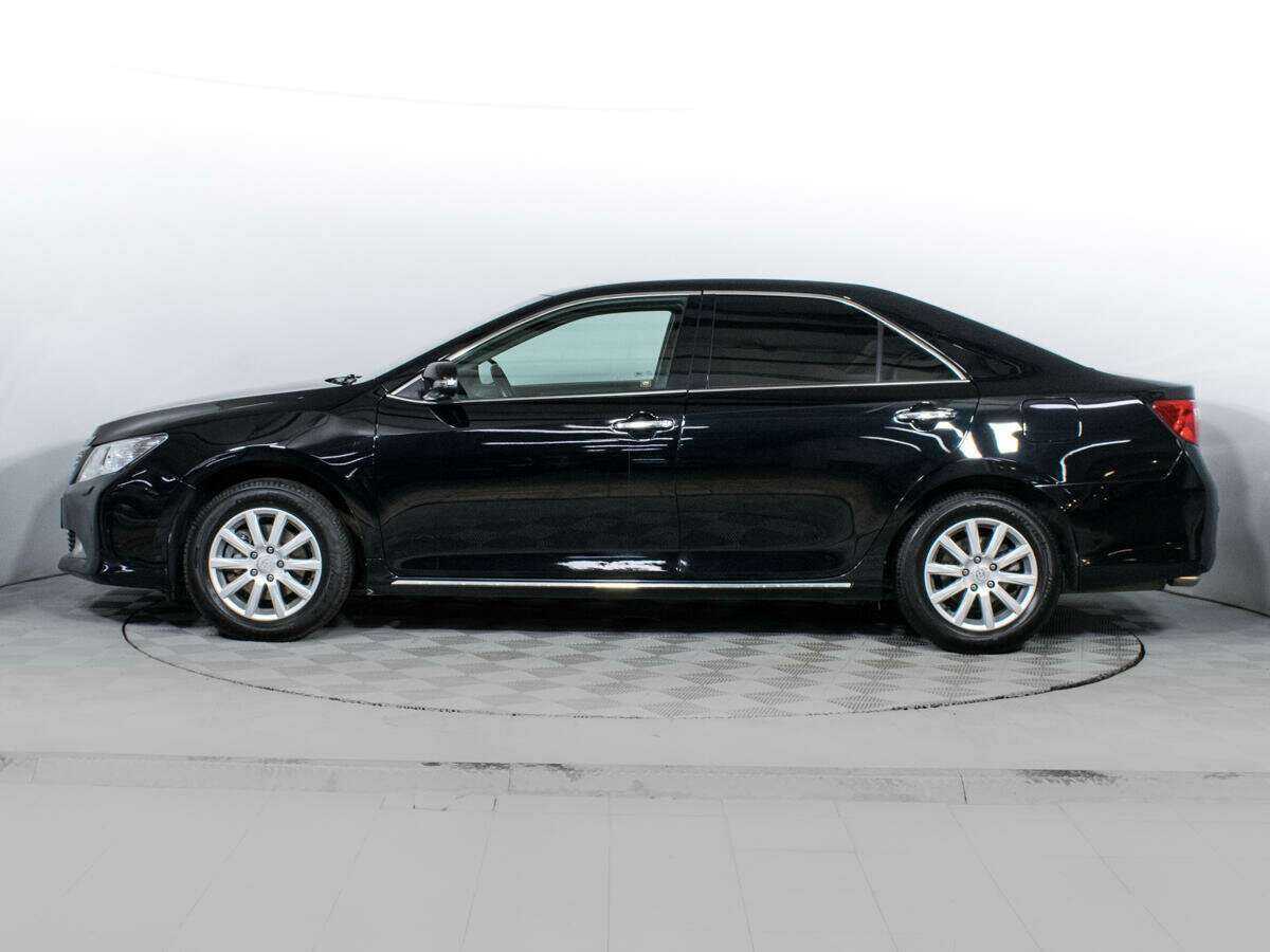 Toyota Camry с пробегом — 2012 год. Фото: #7