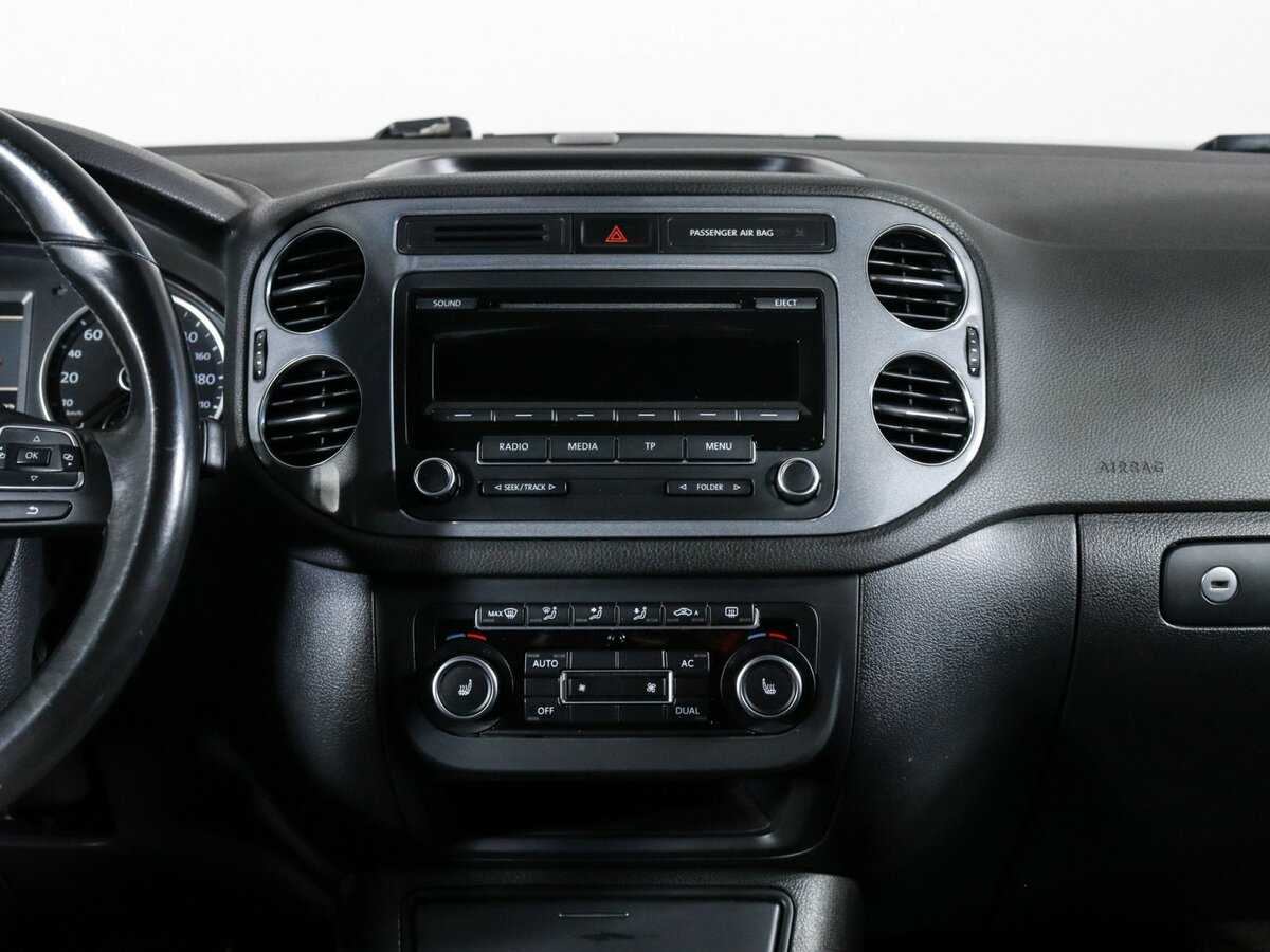 Volkswagen Tiguan с пробегом — 2012 год. Фото: #12