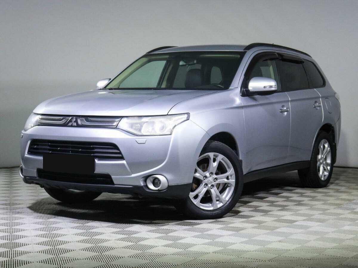 Mitsubishi Outlander с пробегом — 2012 год. Посмотреть фото
