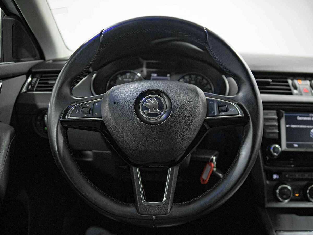 Skoda Octavia с пробегом — 2016 год. Фото: #7