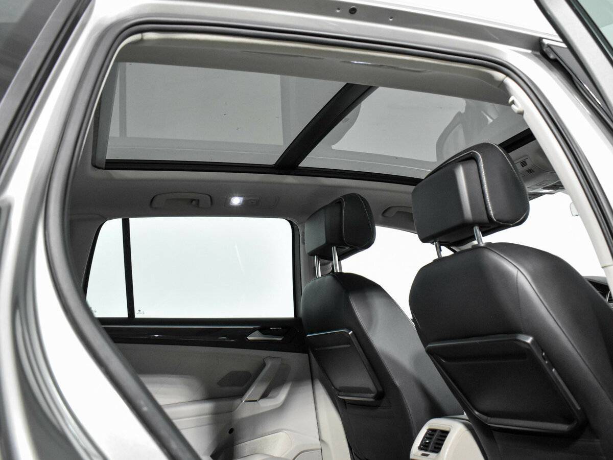 Volkswagen Tiguan с пробегом — 2017 год. Фото: #12