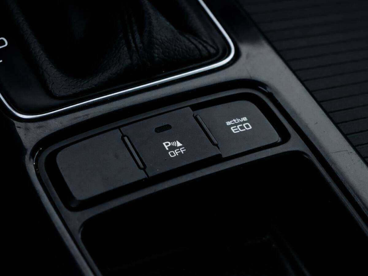 Kia Sorento с пробегом — 2013 год. Фото: #13