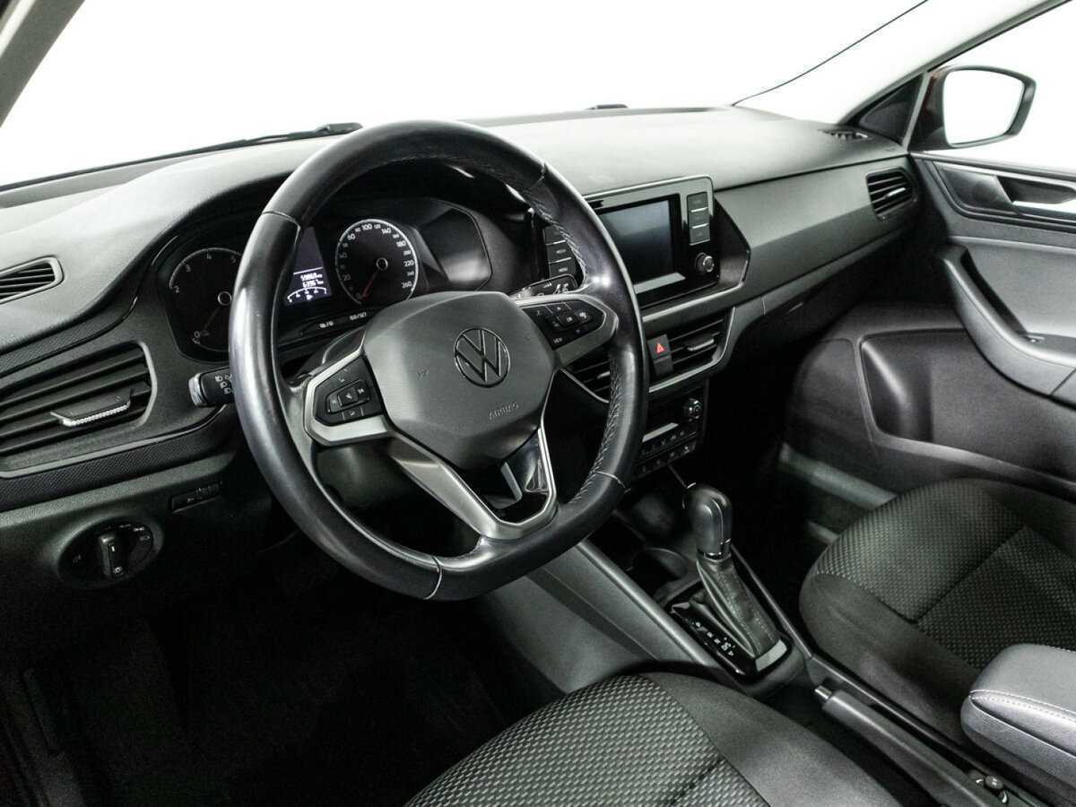 Volkswagen Polo с пробегом — 2020 год. Фото: #10