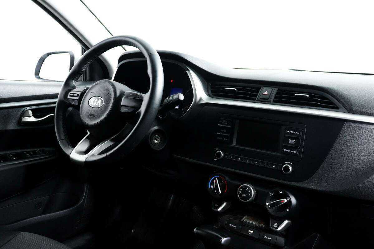 Kia Rio с пробегом — 2020 год. Фото: #7