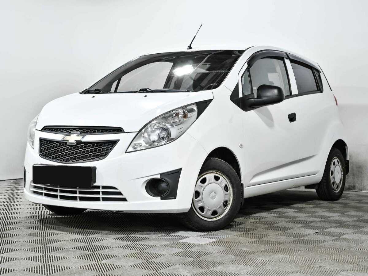 Chevrolet Spark с пробегом — 2013 год. Посмотреть фото